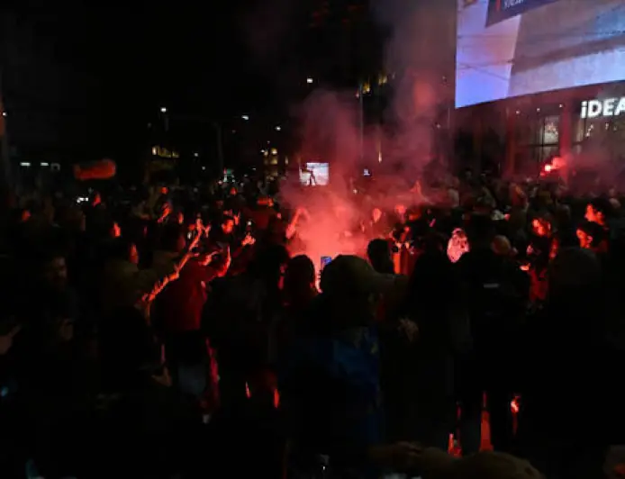 STUDENTI UPOZORAVAJU: "NETKO VEČERAS PLANIRA NAPAD NA INFORMER I POKUŠAT ĆE OKRIVITI NAS"
