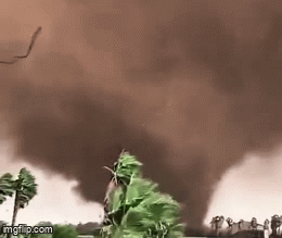TORNADO POHARAO SICILIJU: UNIŠTENE KUĆE, PREVRNUTI AUTOMOBILI, DVOJE TEŠKO OZLIJEĐENIH